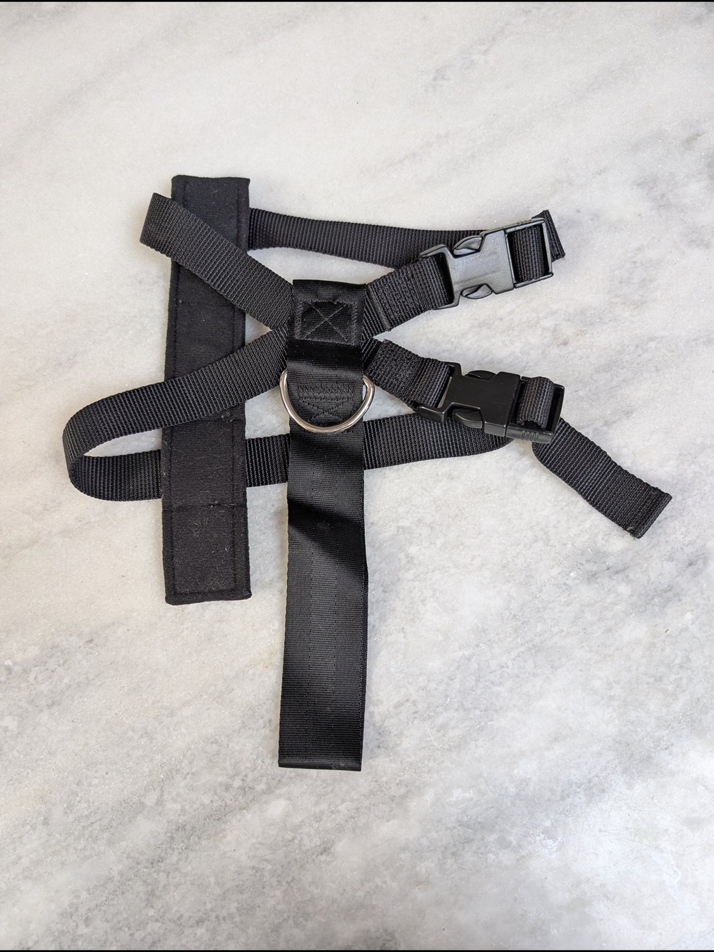 Adjustable Black Nylon Pet Seat Belt Harness with Quick-Release Buckles